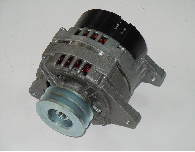 Генератор КАМАЗ,МАЗ дв.ЯМЗ-236,238,КАМАЗ-740 28V 60А БАТЭ